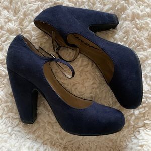 American Rag Suede Heels